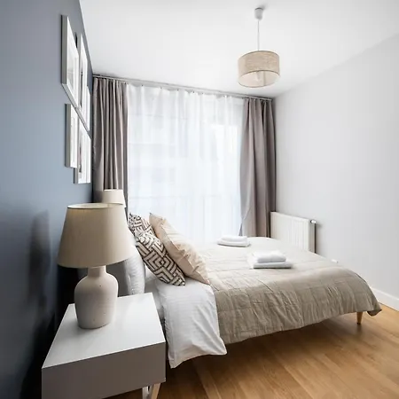 Metro Mlynow Homely Apartment Warsaw Exterior photo